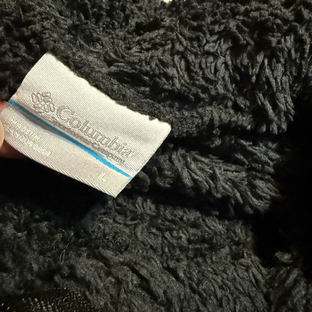 Columbia Black Fleece Jacket - Picture 2 of 3